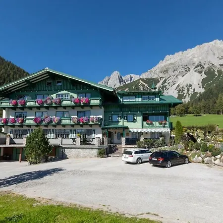 Stoffenbauer Gæstehus 3*